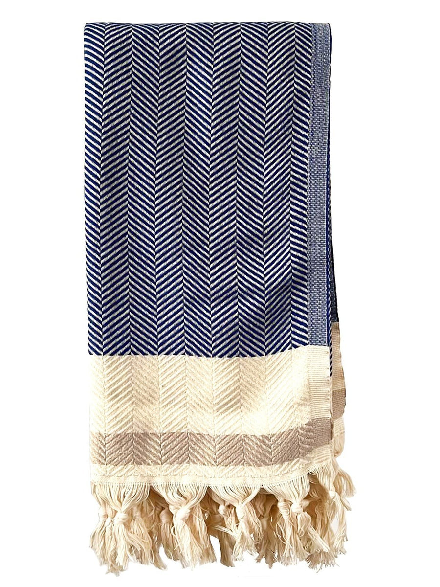 Pipa sustainable Handloomed Throw Blanket Blue Flourish