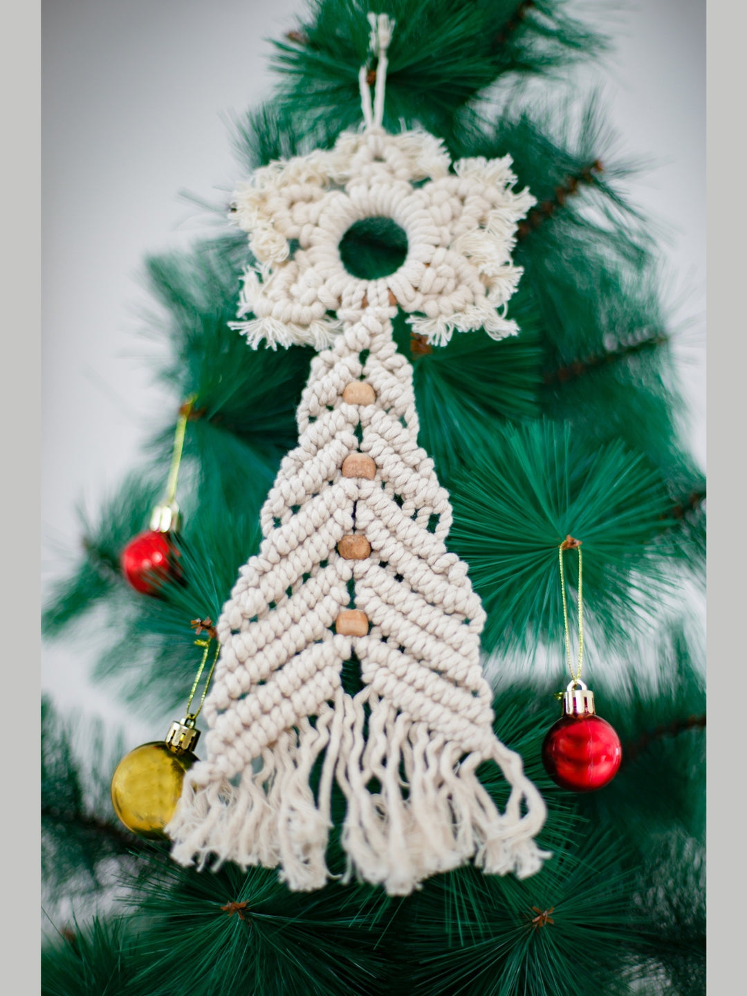 Macrame Christmas Tree Topper Star in White