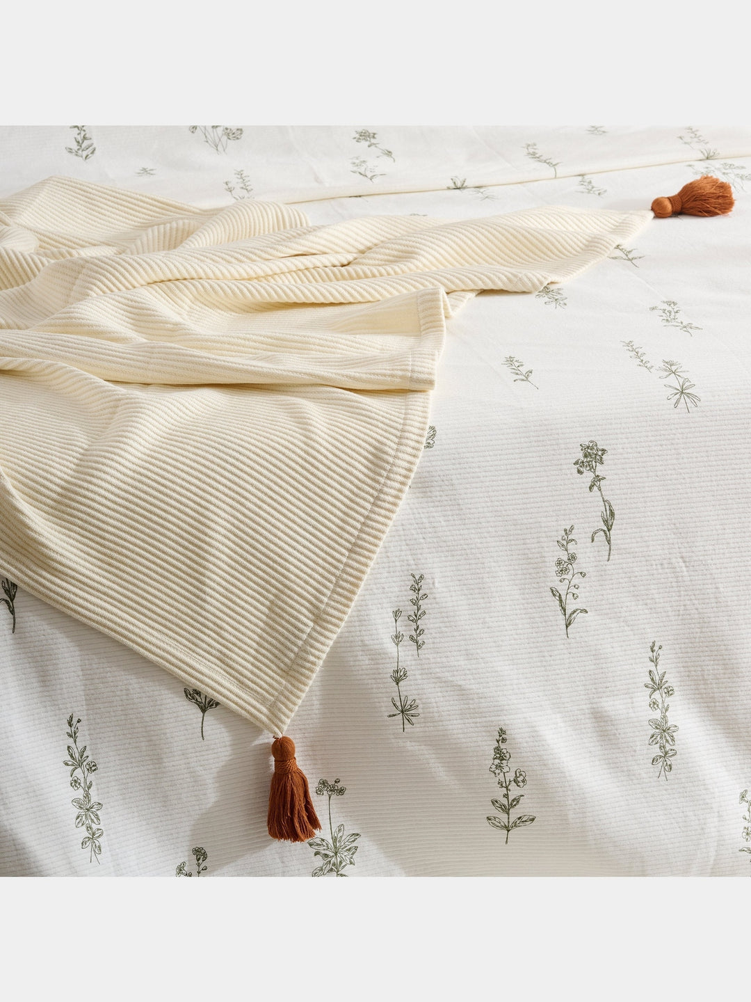 Cream Plume | Cotton Bamboo | Cord Rib | Throw