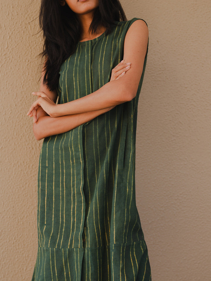 Bush Dress Green - Cotton Kurta for women in Green color