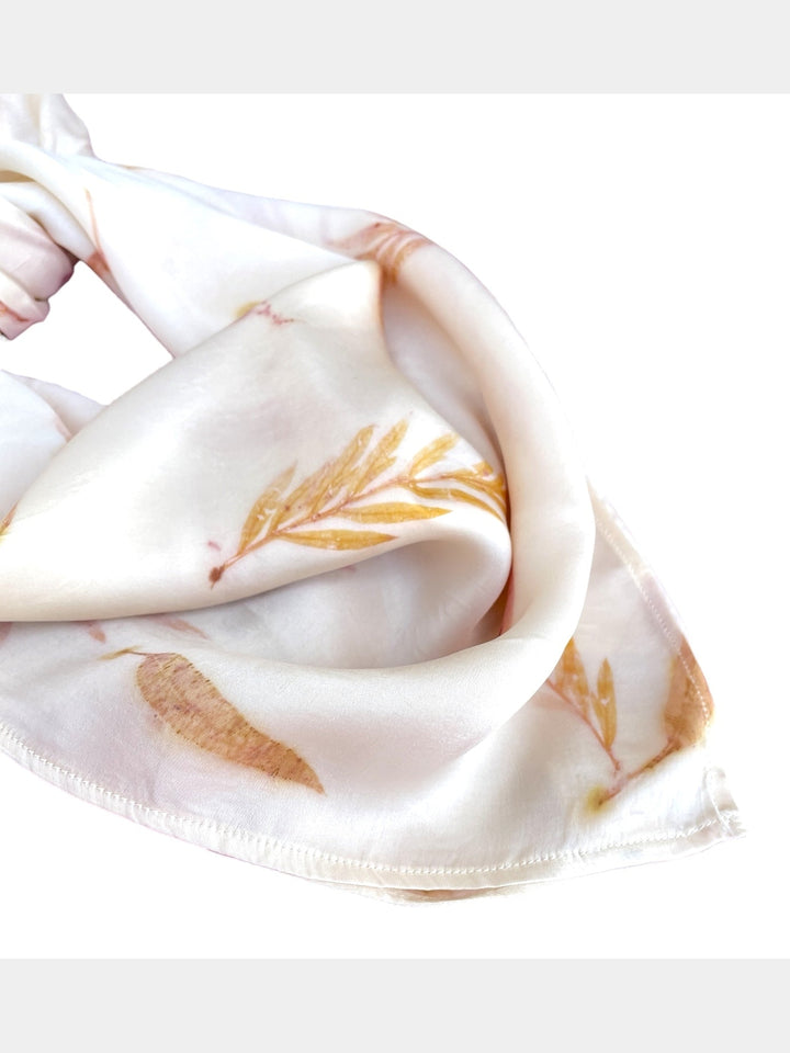 Leafy Grace Beige Bandana Ecoshi