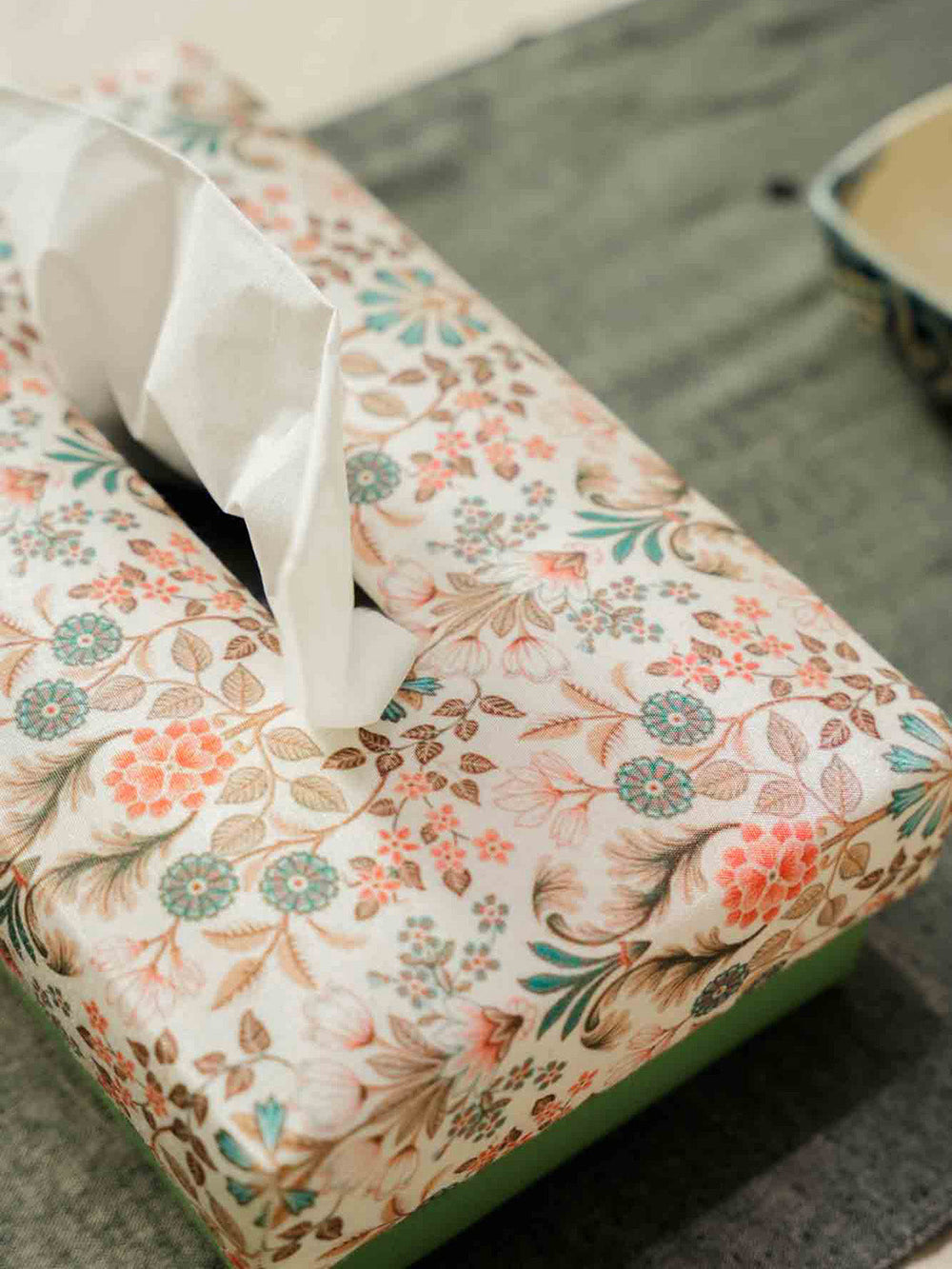 Floral Handmade Tissue Box Home Yarn