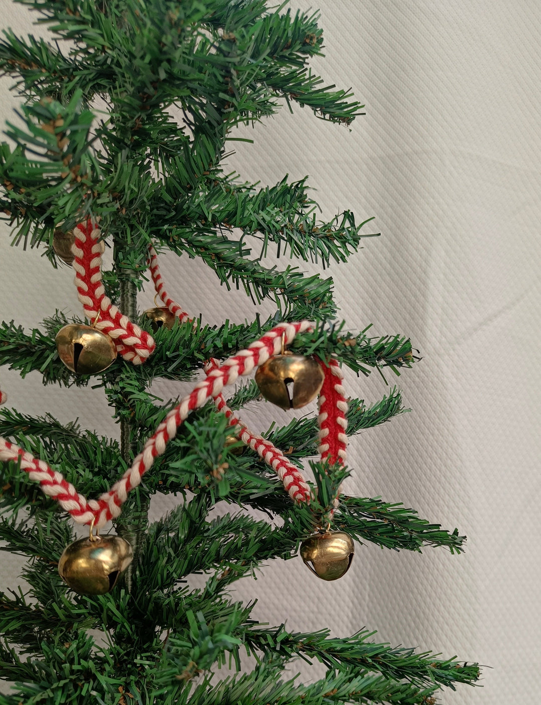 Jingle Metal Bells Garland