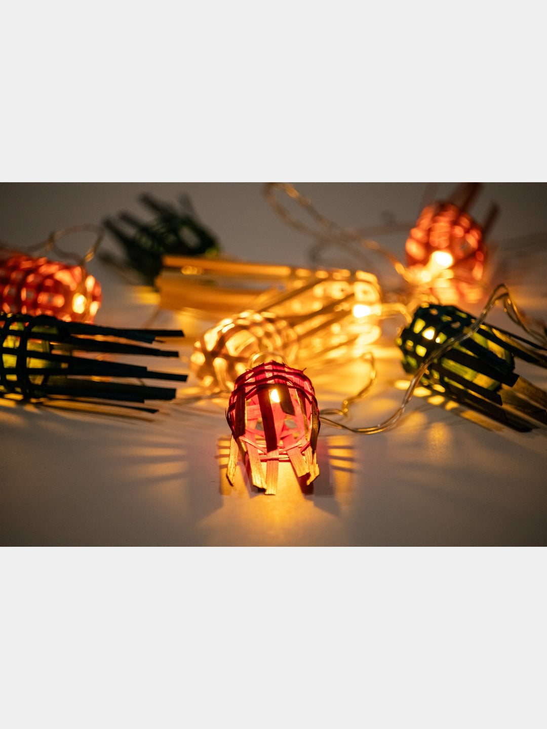 Multicolor Frill String Light