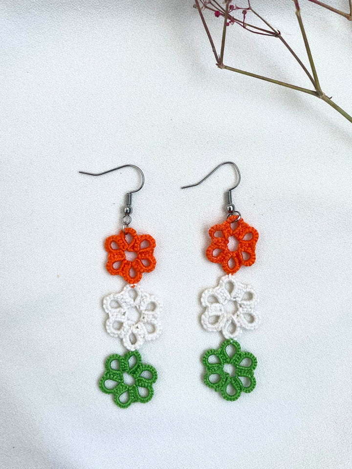 Tricolor Earrings Knots to Node