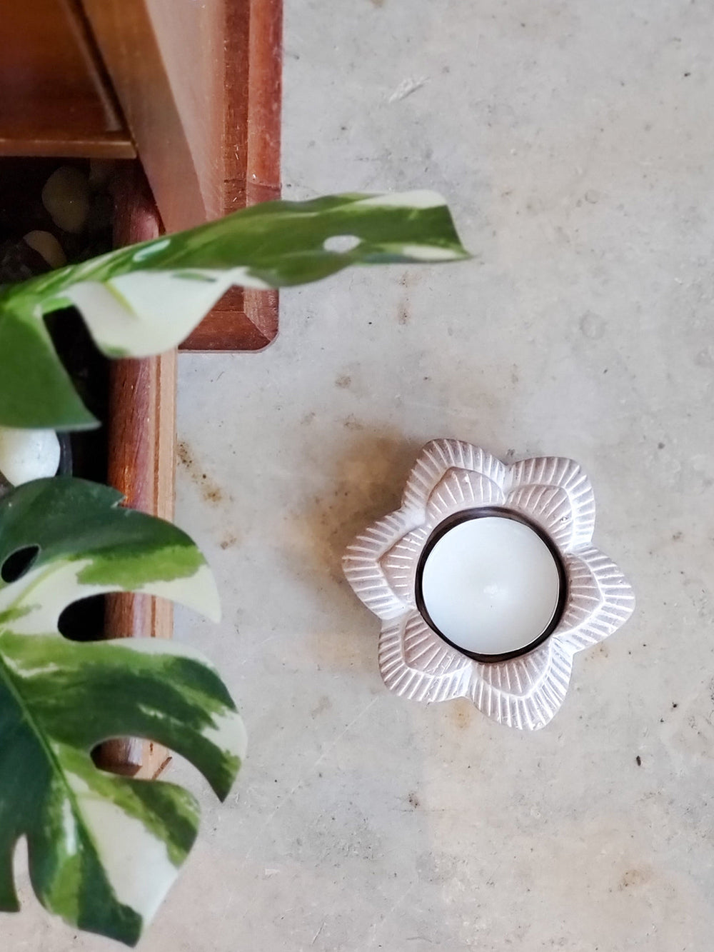 Terracotta Tea Light Candle Holder - Flower Korissa