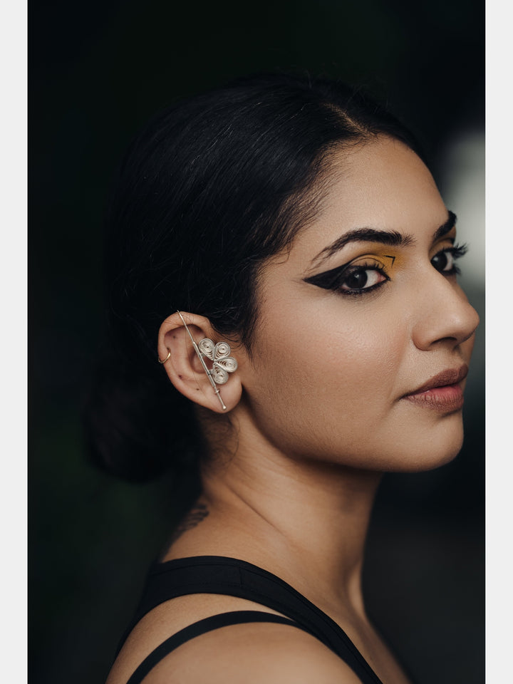 Tarkashi Bold Earcuff