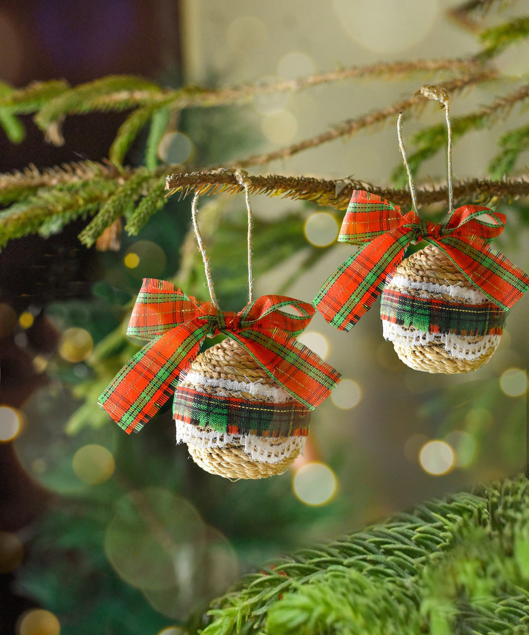 Banana Fibre Baubles Christmas Ornament Set of 2 Deco Talk