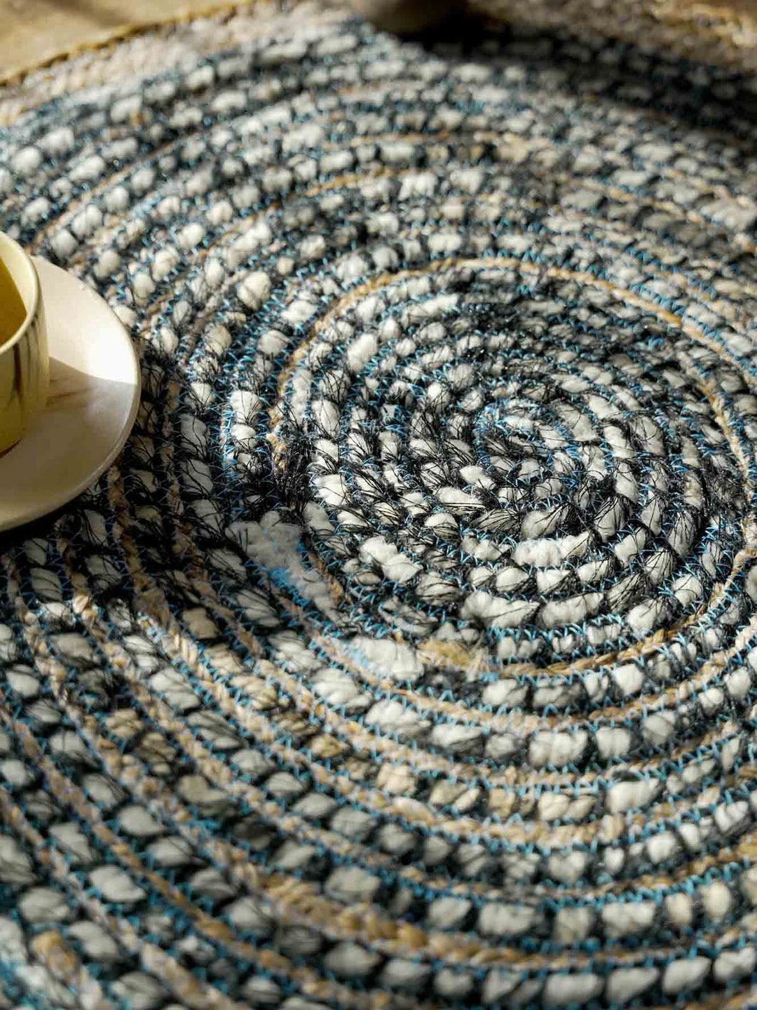 Rugs and CarpetsArtisanal Elegance Handcrafted Wool RugsHome Yarn