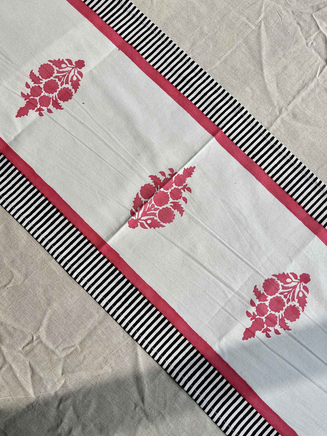 Table and DiningBlock Printed Table Runner PinkArras