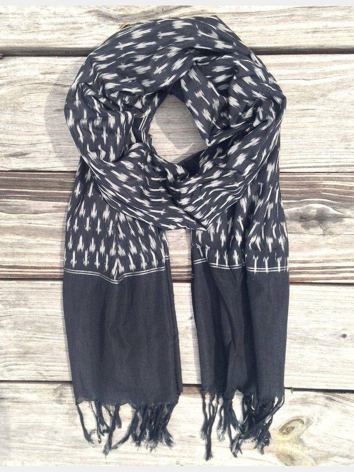 Classic Black Scarf Passion Lilie