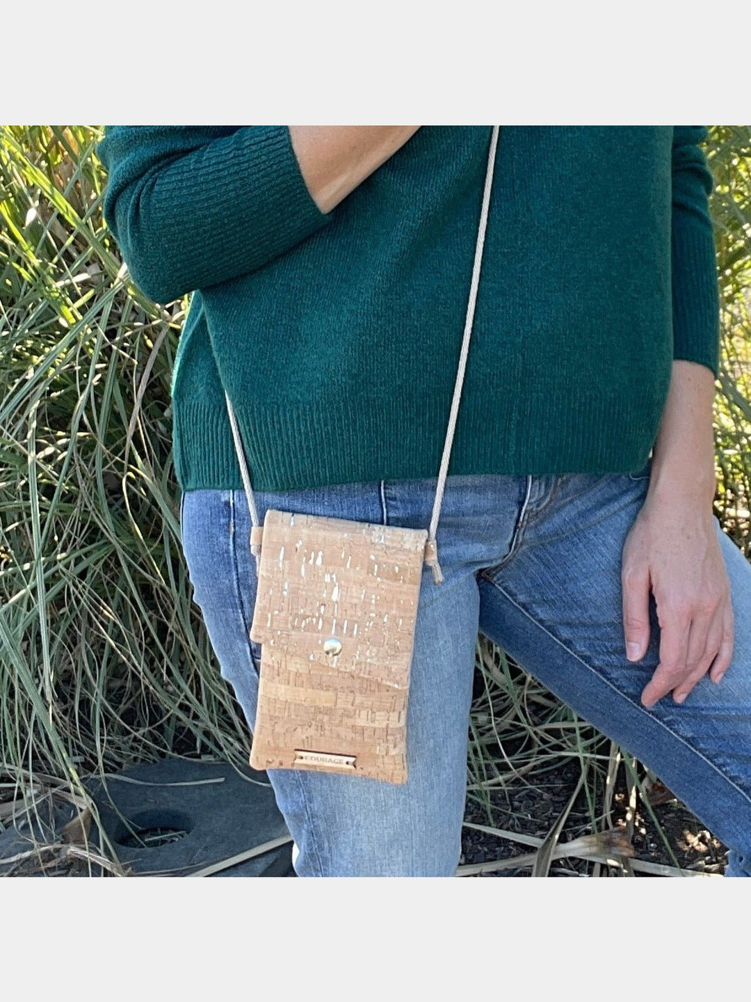 BagsDAYDREAMER phone sling | SILVERCarry Courage