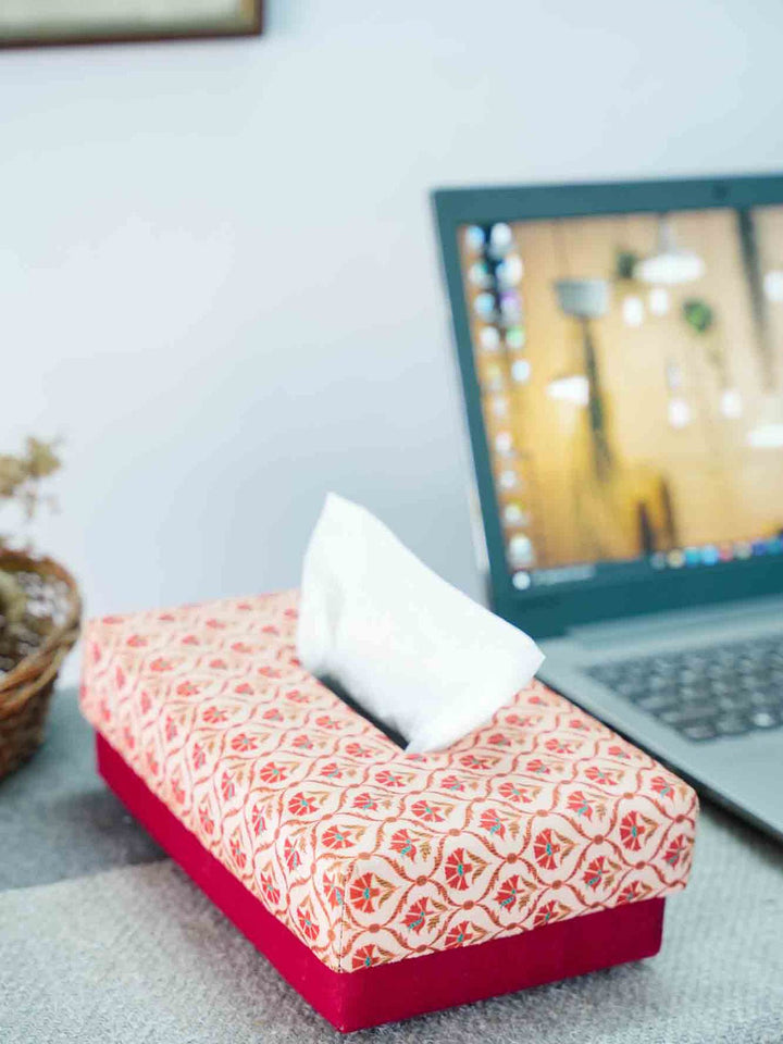 Table and DiningFloral Hand Woven Tissue BoxHome Yarn