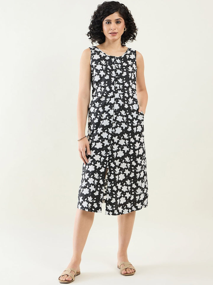 DressesFloral Printed Sheath Dress in MonochromeArras