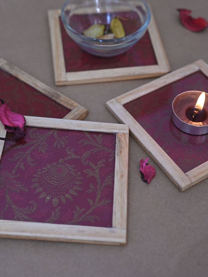 Table and DiningFlos Coaster Set of 4Home Yarn