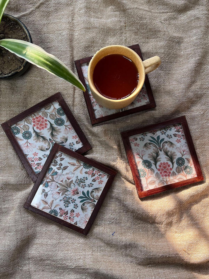 Table and DiningFlowery Coasters CoasterHome Yarn