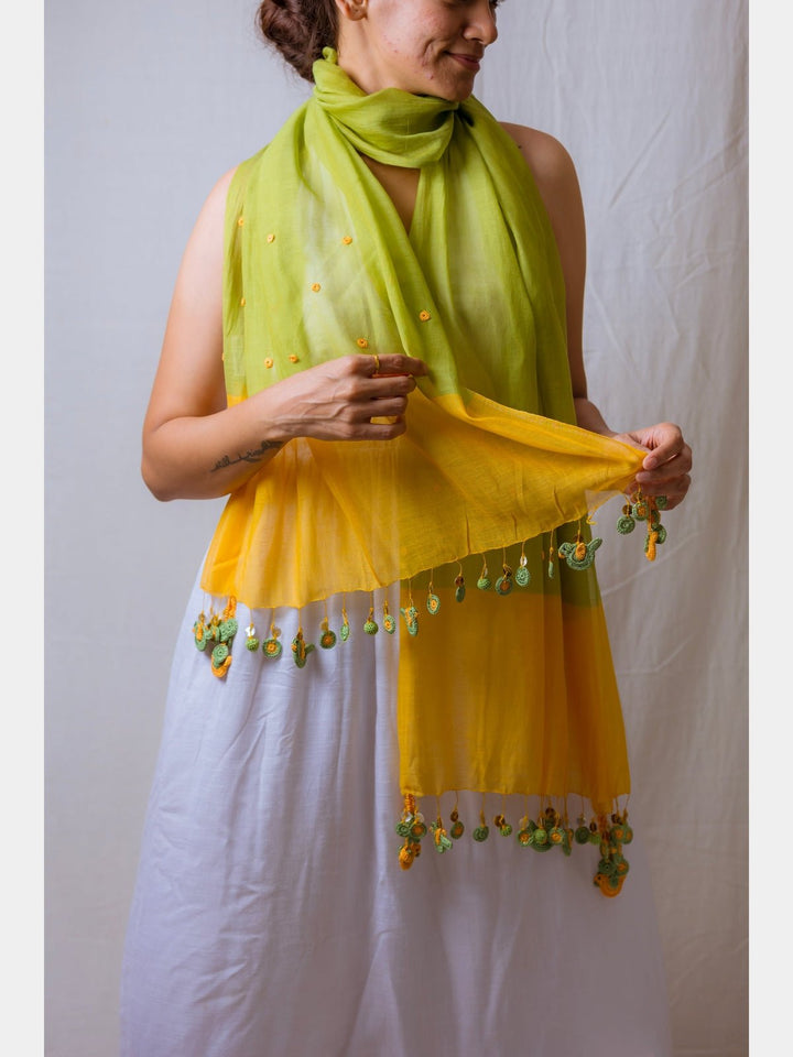 Scarves and WrapsGreen & Yellow Bird Tassel StoleSamoolam