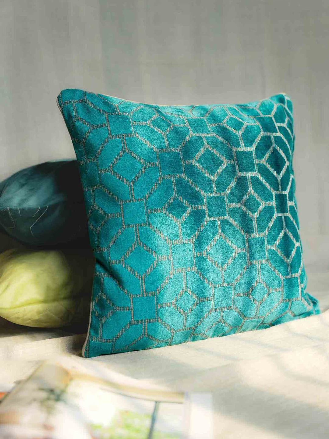 Bed and LivingGul Cushion CoverHome Yarn