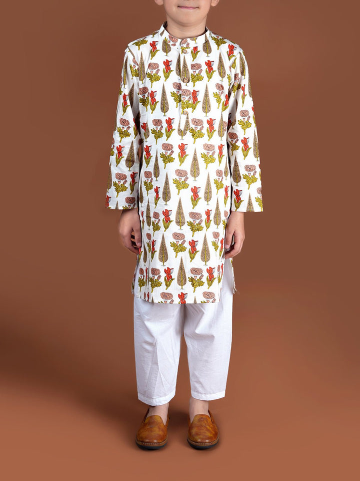 Suits & SetsGulbhag Kurta Set Multi WhiteKalp