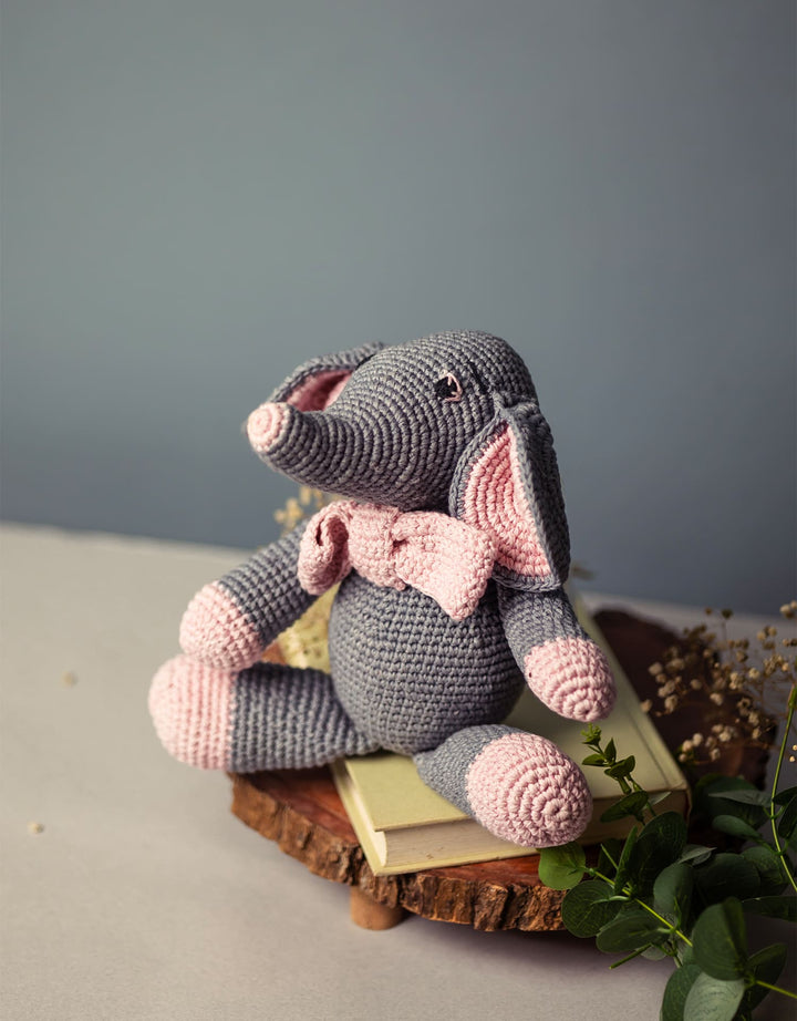 Toys & GamesJumbo Eli Cuddle ToySamoolamFlourish Planet