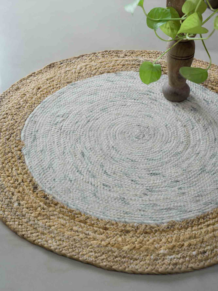 Rugs and CarpetsJute Harmony Braided Loops RugHome Yarn