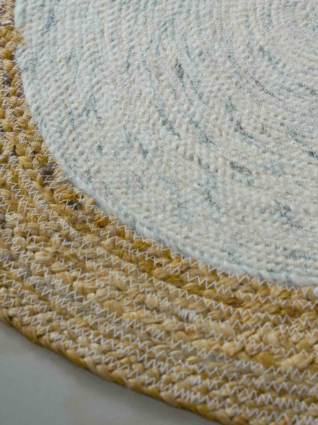 Rugs and CarpetsJute Harmony Braided Loops RugHome Yarn