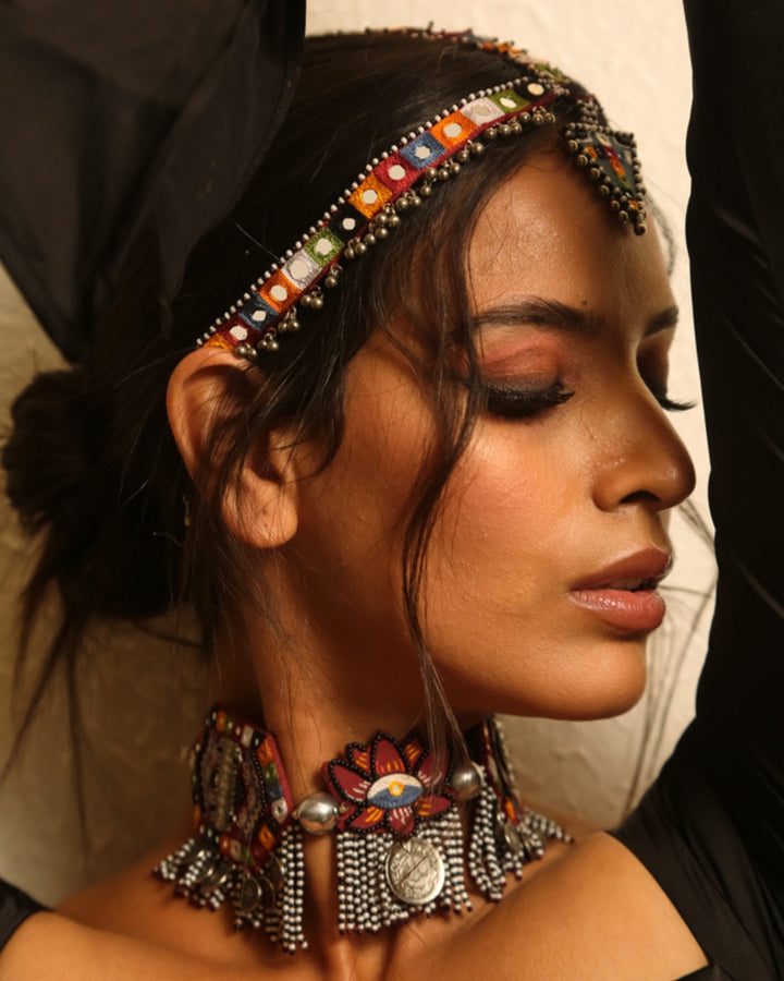 JewelryKamli ChokerNakhrewaaliFlourish Planet