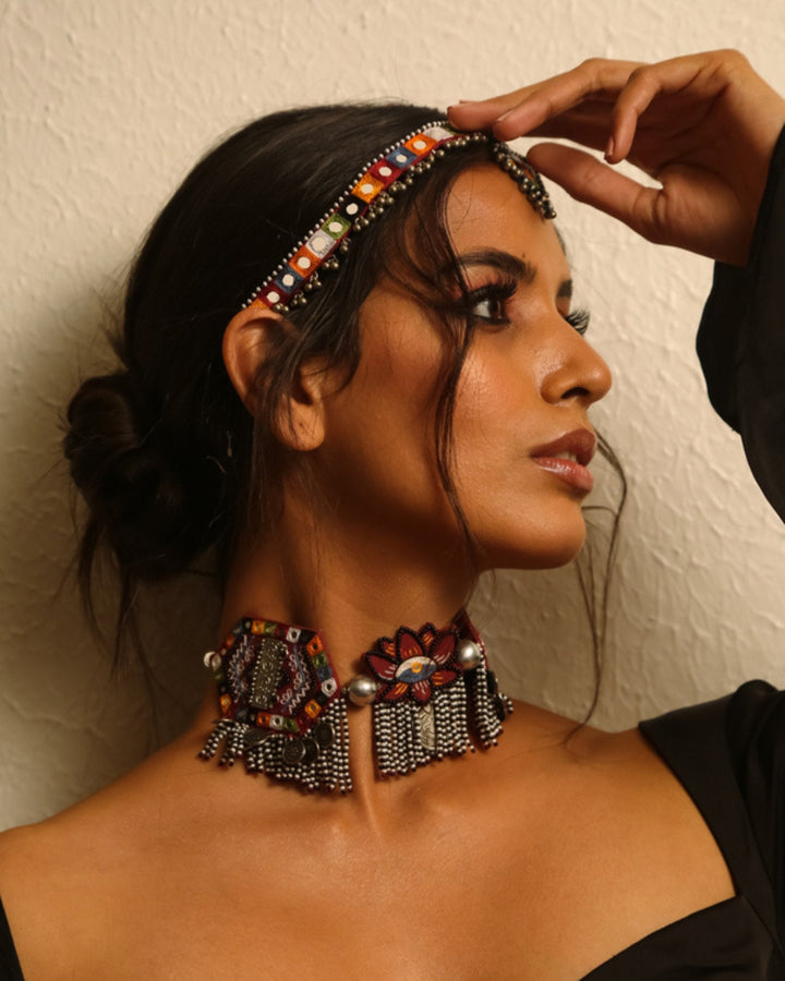 JewelryKamli ChokerNakhrewaaliFlourish Planet