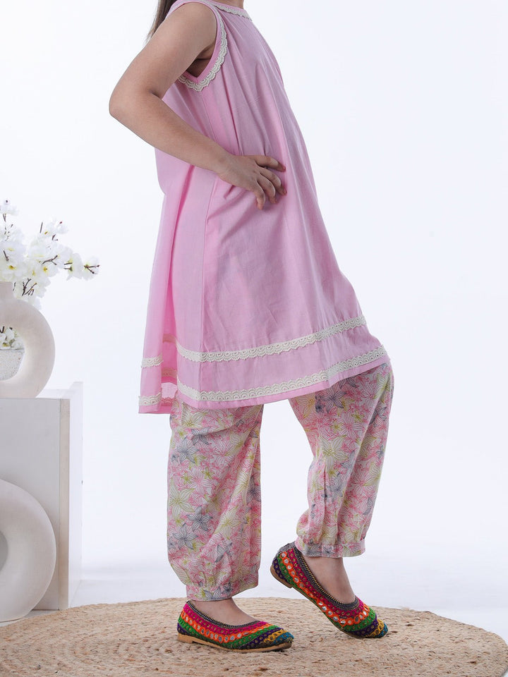 Suits & SetsLiba Kurta Set PinkKalp