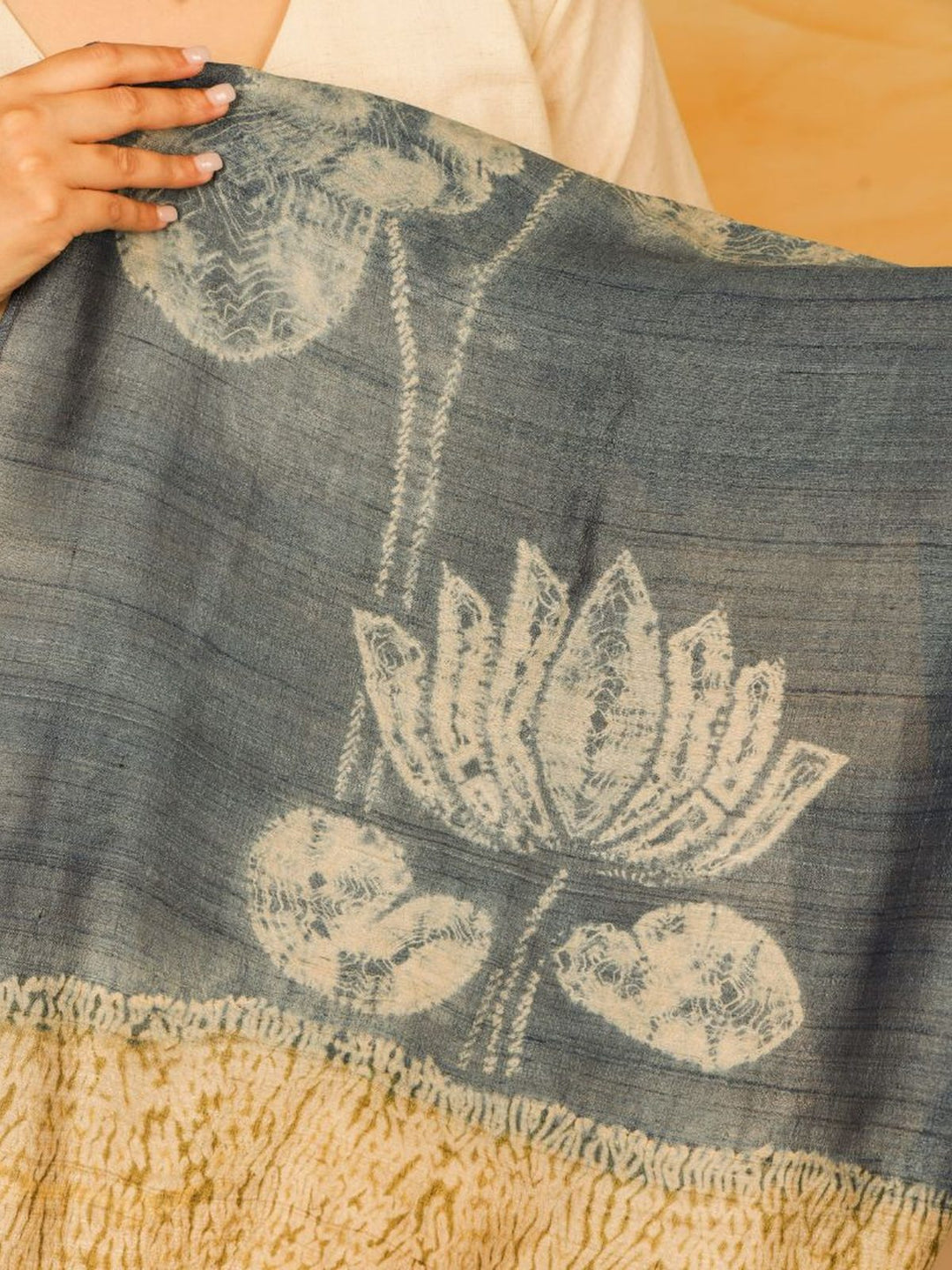 Scarves & WrapsLotus | StoleGumfuFlourish Planet