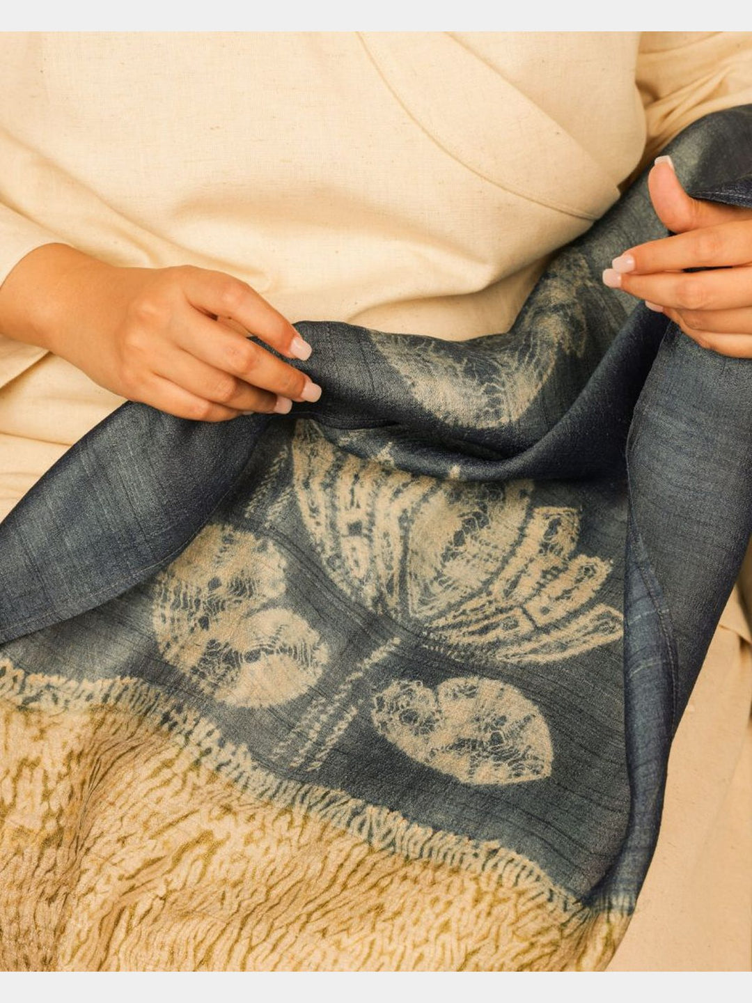 Scarves & WrapsLotus | StoleGumfuFlourish Planet