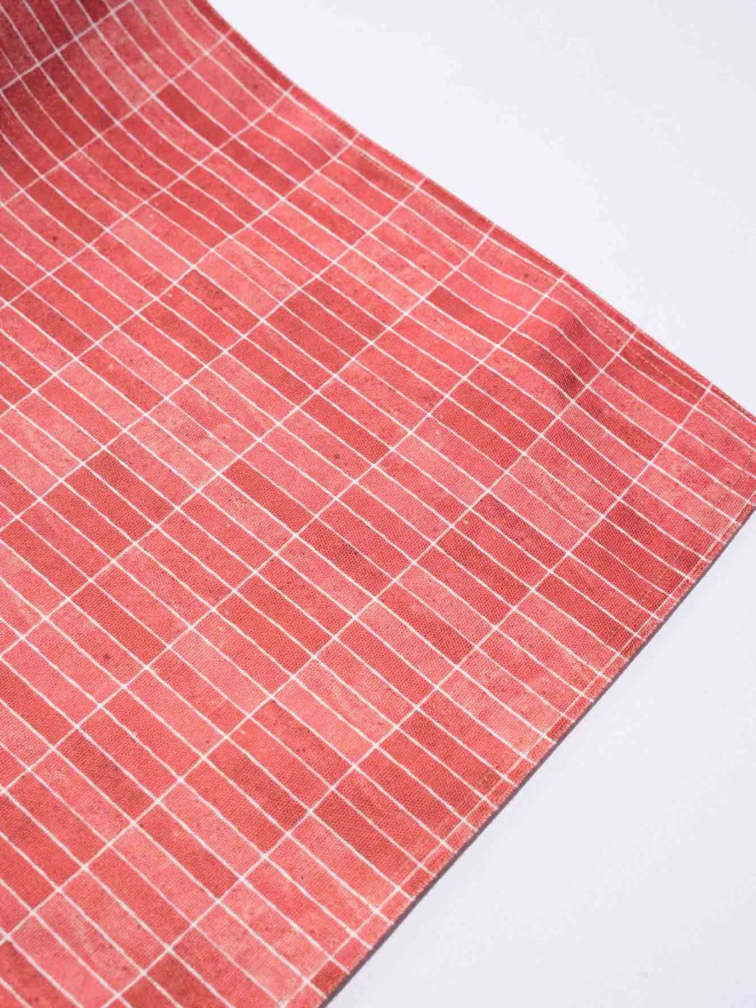 Table and DiningModern Masterpiece Cotton Table RunnerHome Yarn