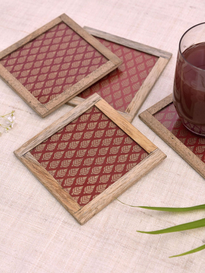 Table and DiningMogen Coasters Set of 4Home Yarn