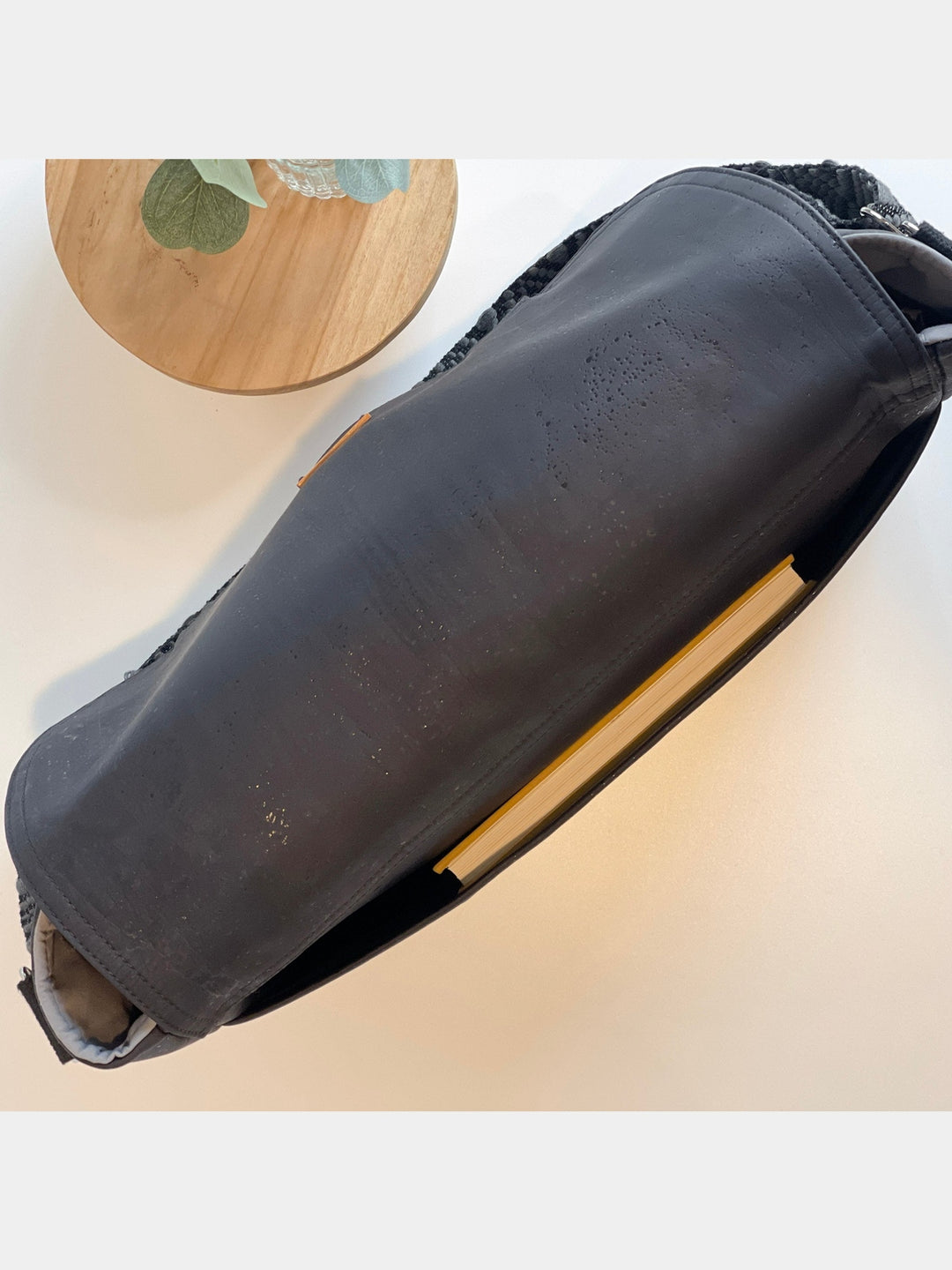 BagsNOMAD messenger bag | COALCarry Courage