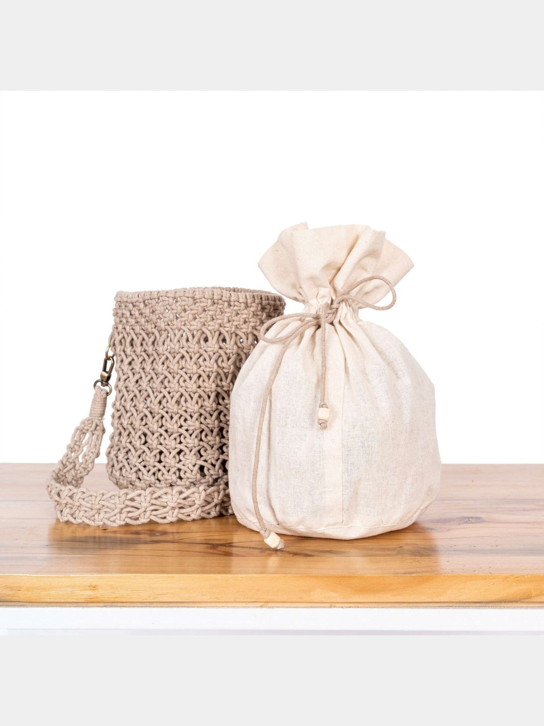 BagsOn - The - Go Hand - Knotted Bucket BagOne 'O' Eight KnotsFlourish Planet