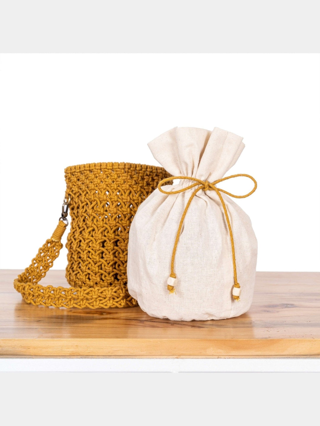 BagsOn - The - Go Hand - Knotted Bucket BagOne 'O' Eight KnotsFlourish Planet