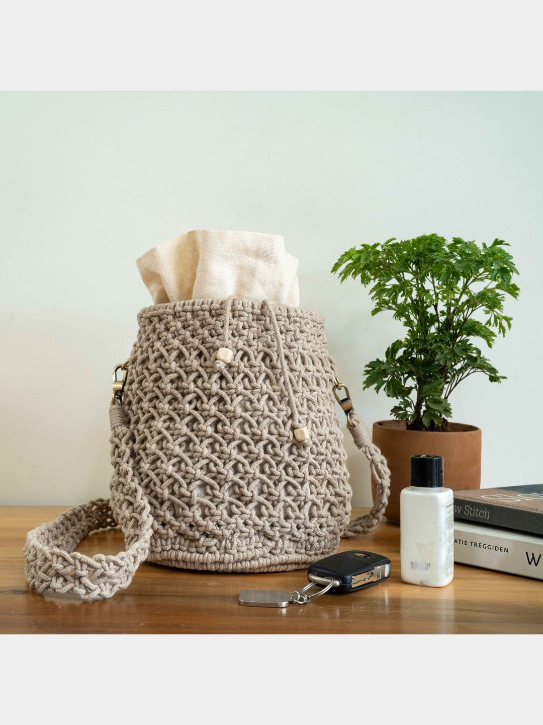 BagsOn - The - Go Hand - Knotted Bucket BagOne 'O' Eight KnotsFlourish Planet