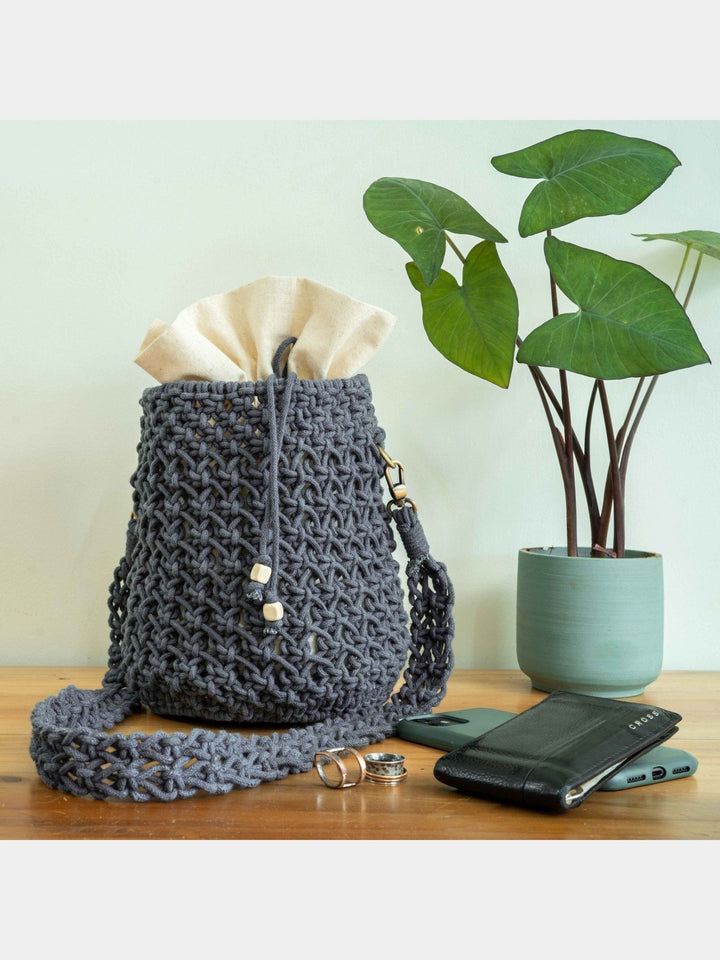 BagsOn - The - Go Hand - Knotted Bucket BagOne 'O' Eight KnotsFlourish Planet