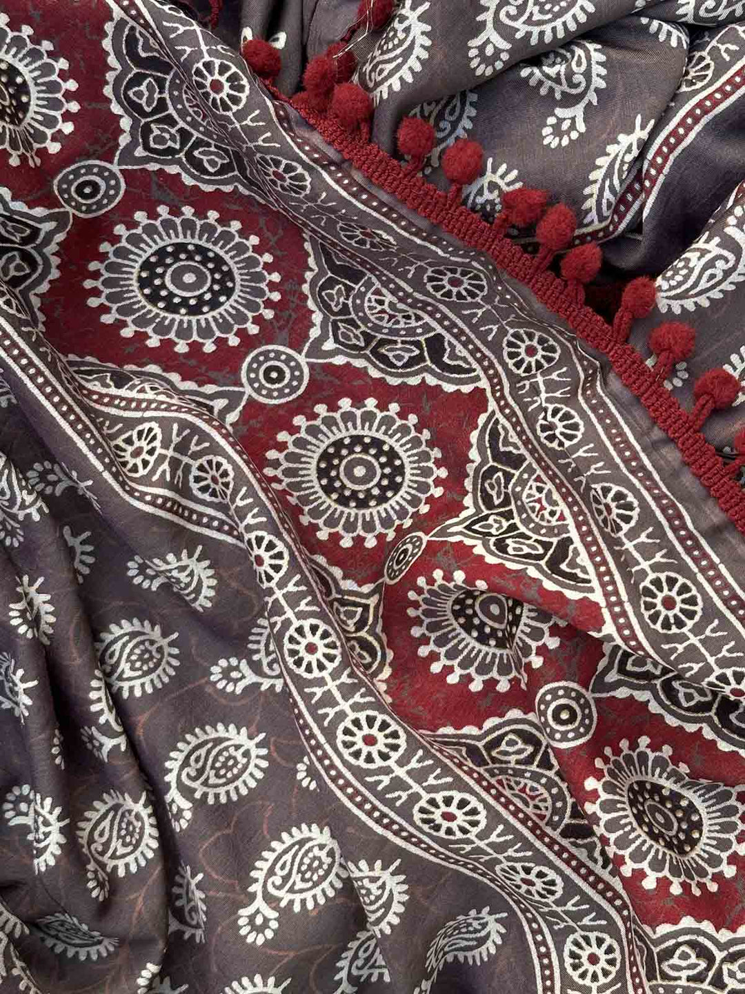 SareesPaisley Perfection Mauve Muslin Cotton SareePolki by Bhagwati SareesFlourish Planet