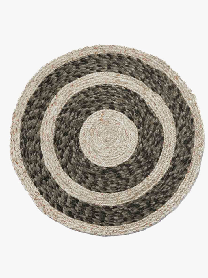 Rugs and CarpetsRelaxed Woolen RugHome Yarn