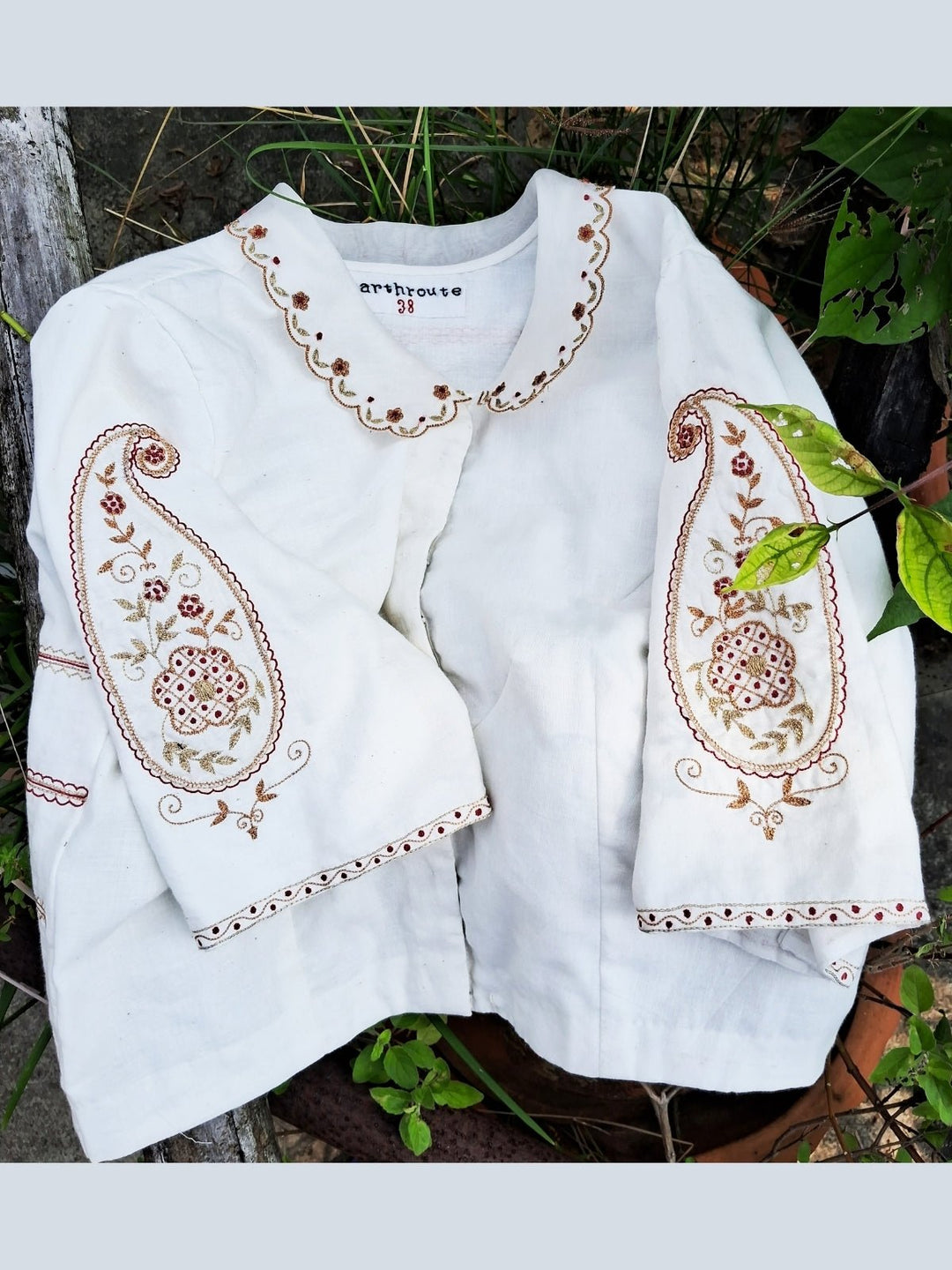 BlousesShefali Hand Embroidered Blouse in Handwoven Cotton MuslinEarth Route