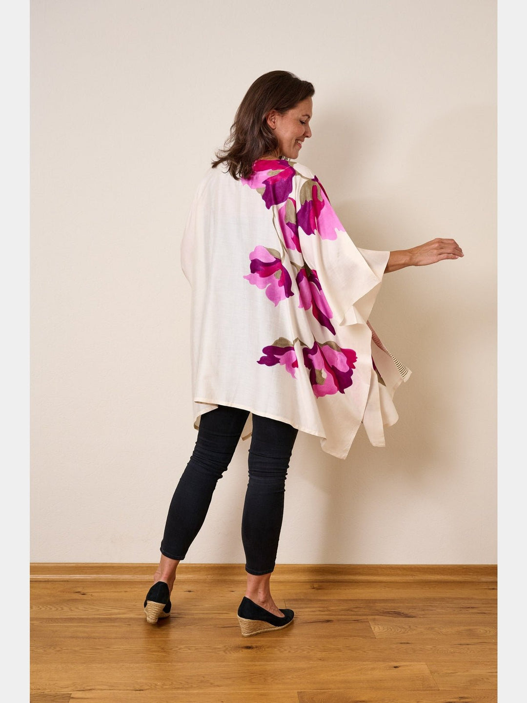 LoungewearSilk Kimono Fallen LeafUrban Medley