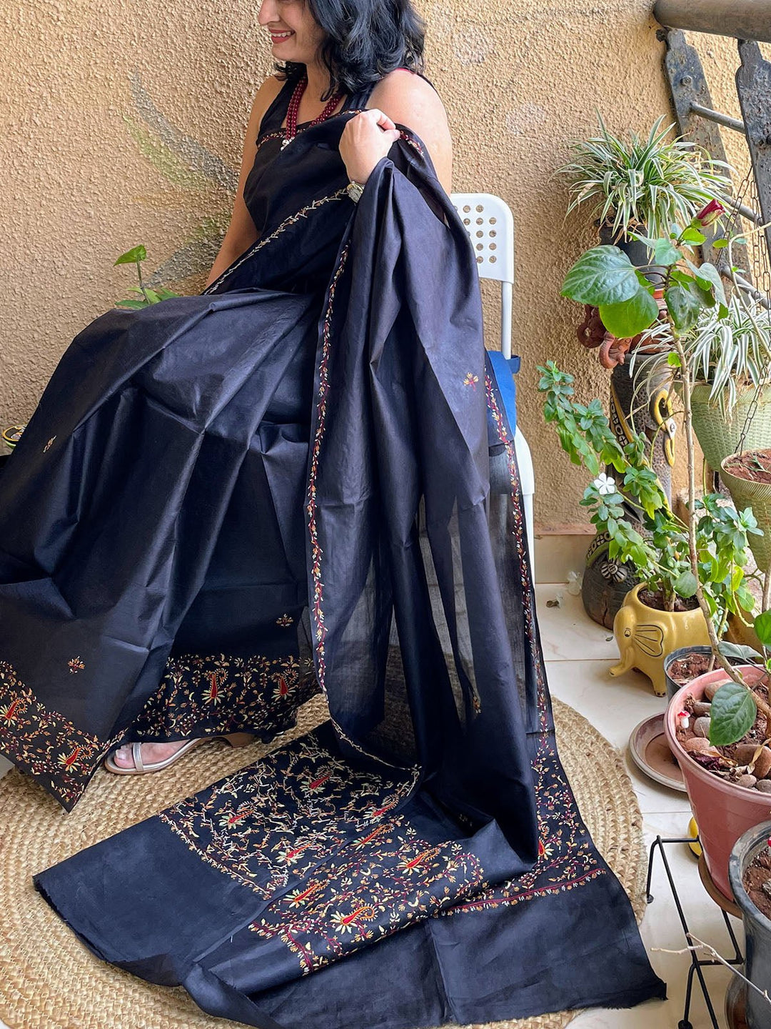 SareesSozni Embroidery Silk Saree BlackFor Sarees