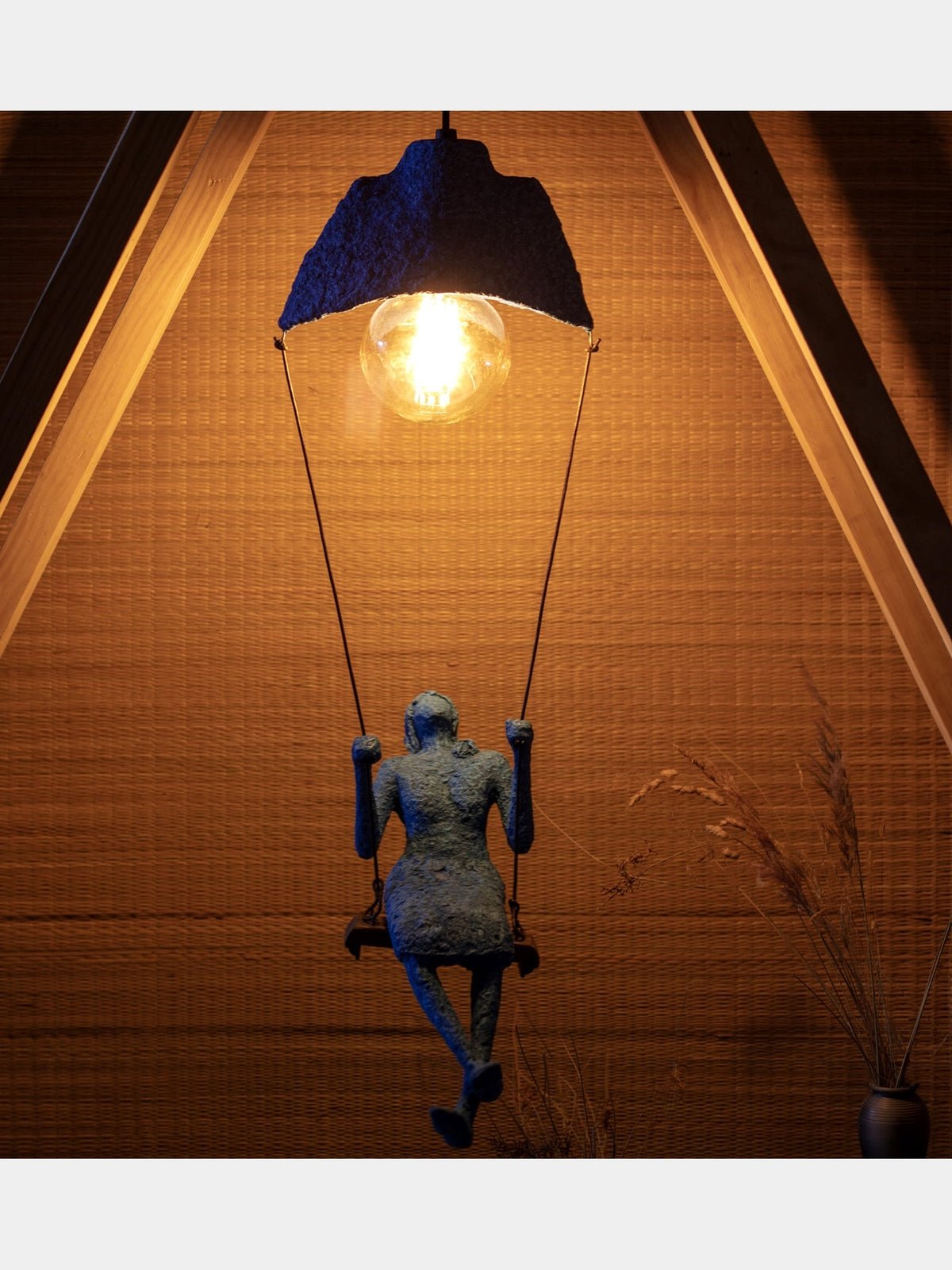 Swinging Lady Vintage Lamp | Flourish Planet