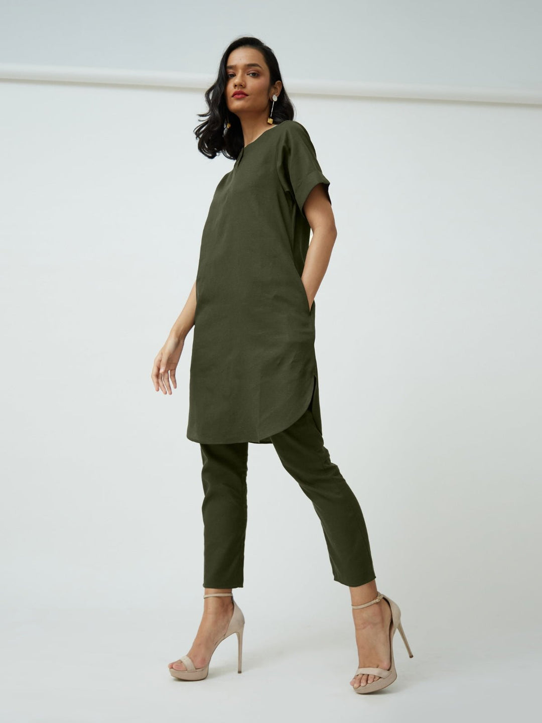 Co - ord SetTencel Solid Tunic with Tapered Leg Trousers Co - ord SetSaltpetre