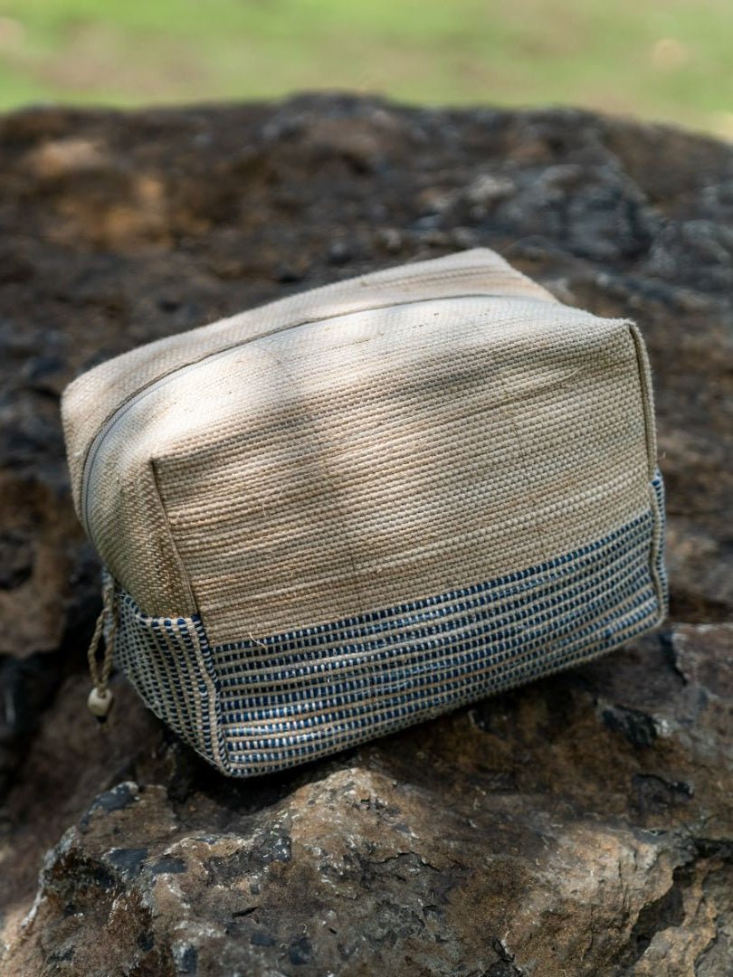 BagsVidya Hand - Woven Wide PouchOne 'O' Eight KnotsFlourish Planet