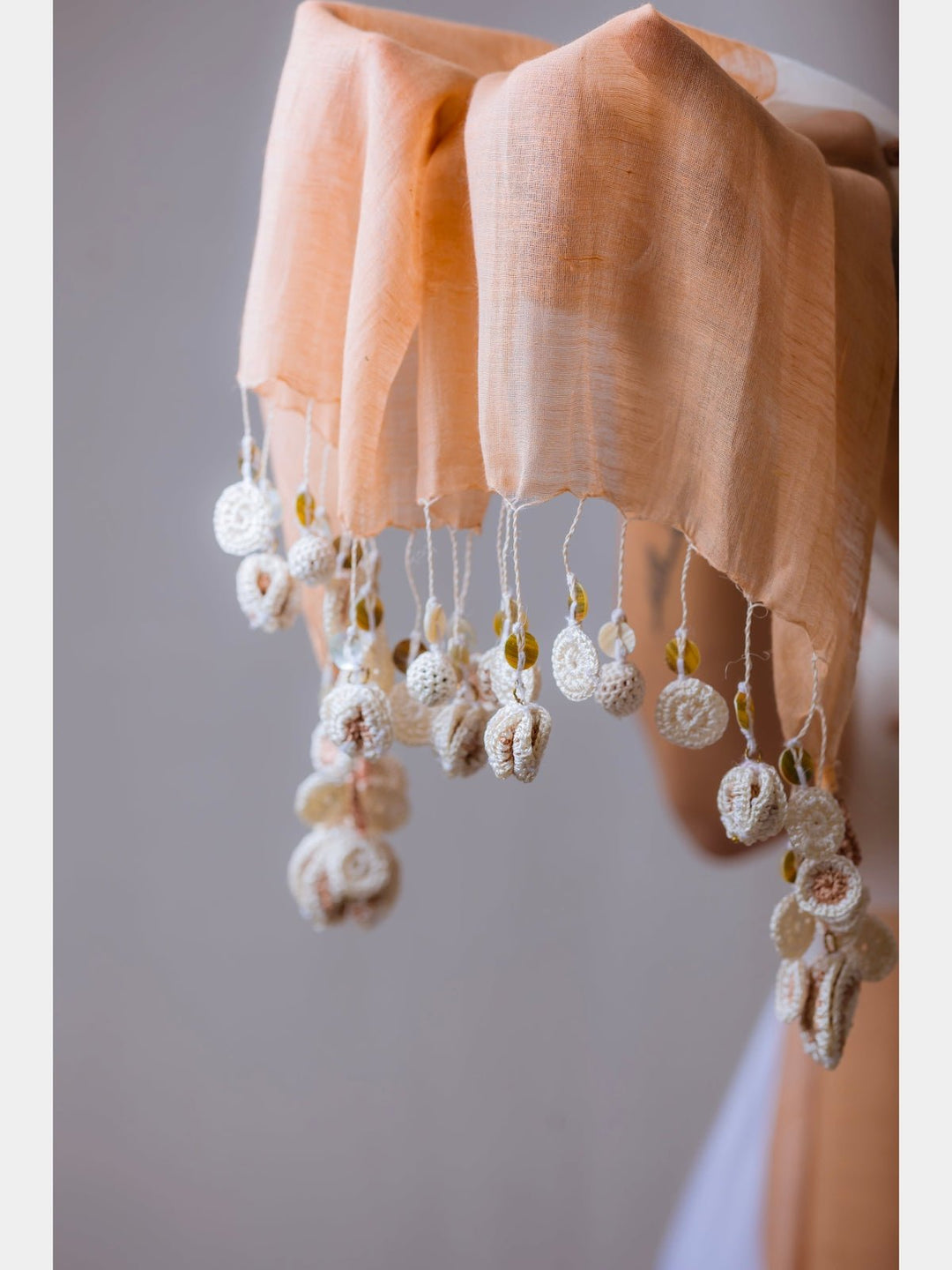 Scarves and WrapsWhite & Beige Bougainvillea Tassel StoleSamoolam