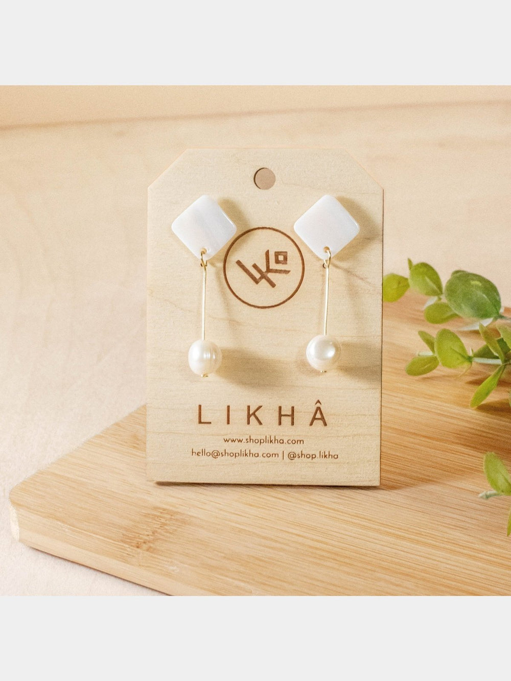 JewelryWhite Pearl Drop Earrings - Mother of Pearl | LIKHÂLIKHÂ