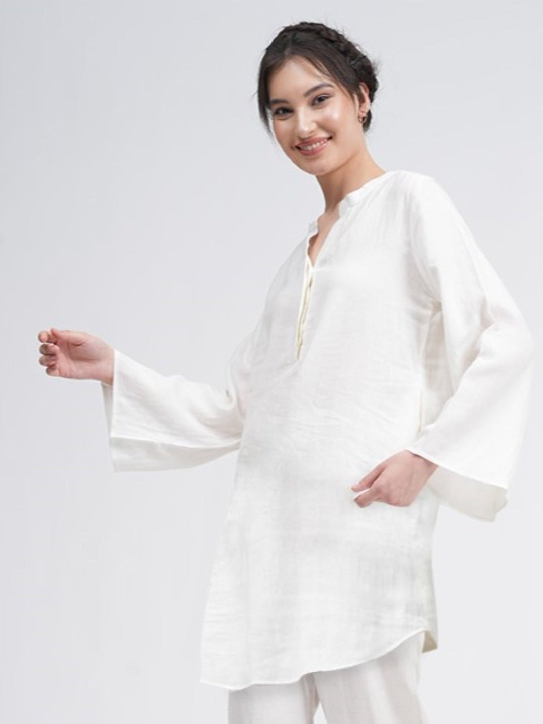 TopsWomen Linen Solid Bell Sleeve Tunic TopSaltpetre