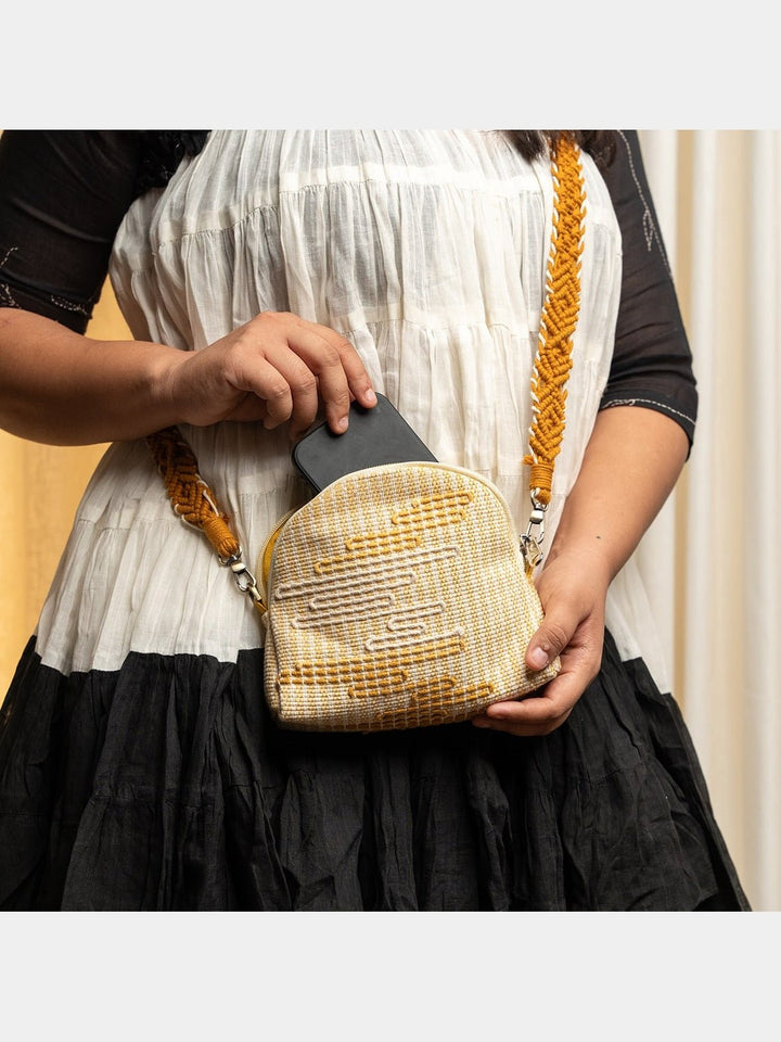 BagsZinnia Hand - woven Sling BagOne 'O' Eight KnotsFlourish Planet